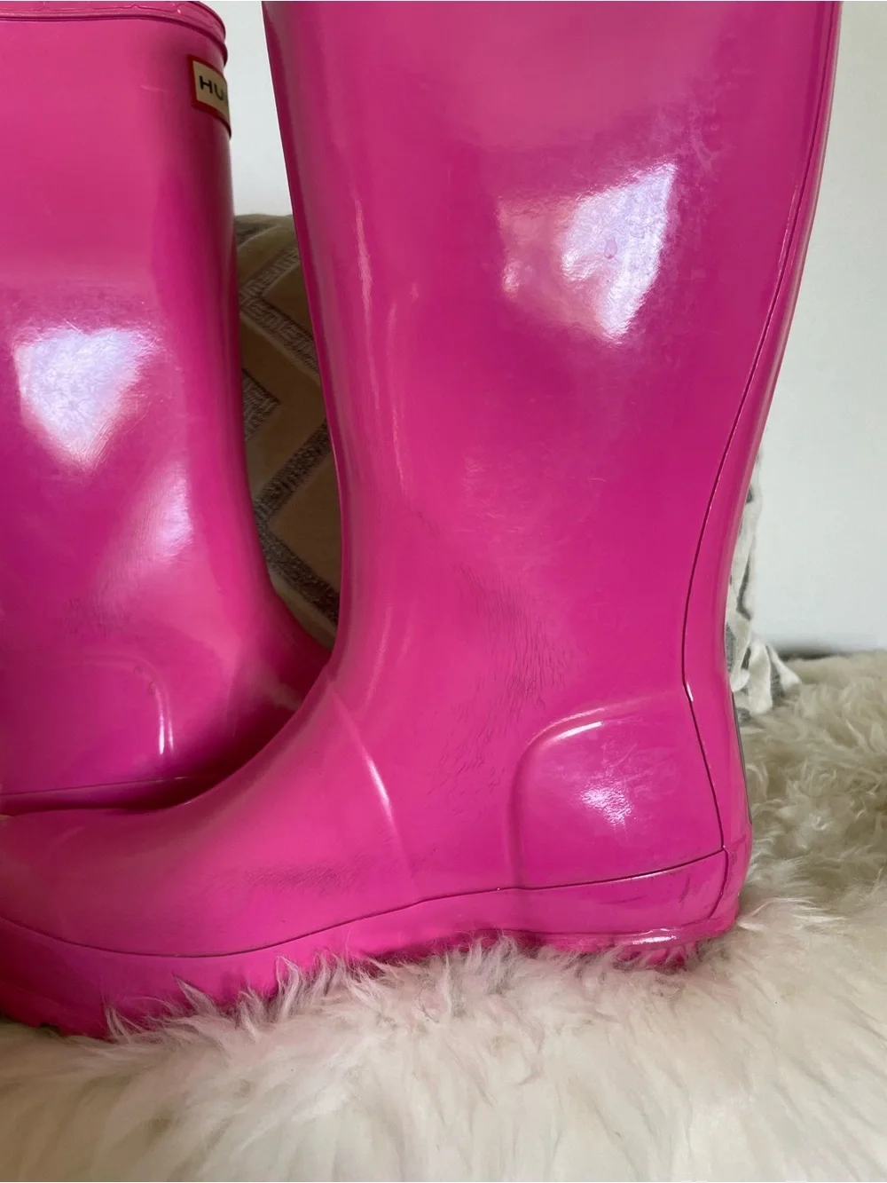 Hunter Kid’s Pink Gloss Rain Boots